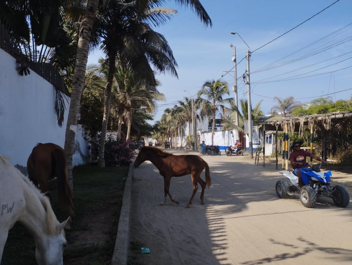 Los Almendros De Манкора Екстер'єр фото